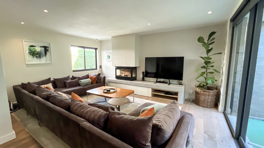 4 Bedroom Property for Sale in Newlands Western Cape